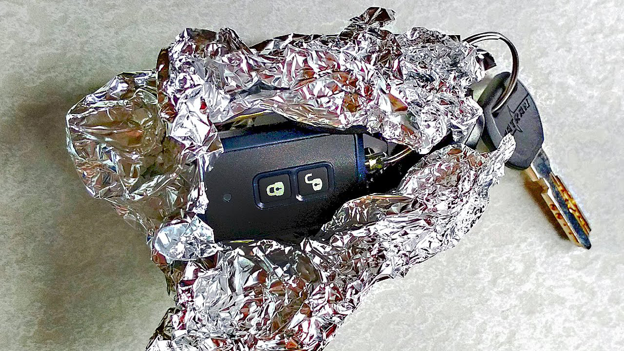 Wrap Your Car Keys in Foil to Stop Thieves